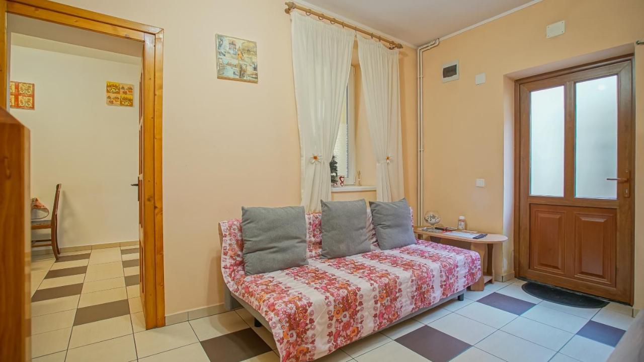 Apartament Simon บราชอฟ ภายนอก รูปภาพ
